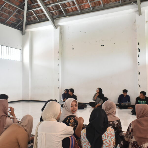 KULIAH BERSAMA MKWK DIKRITIK MAHASISWA